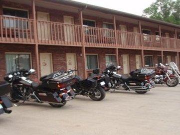 Hotchkiss Inn Motel